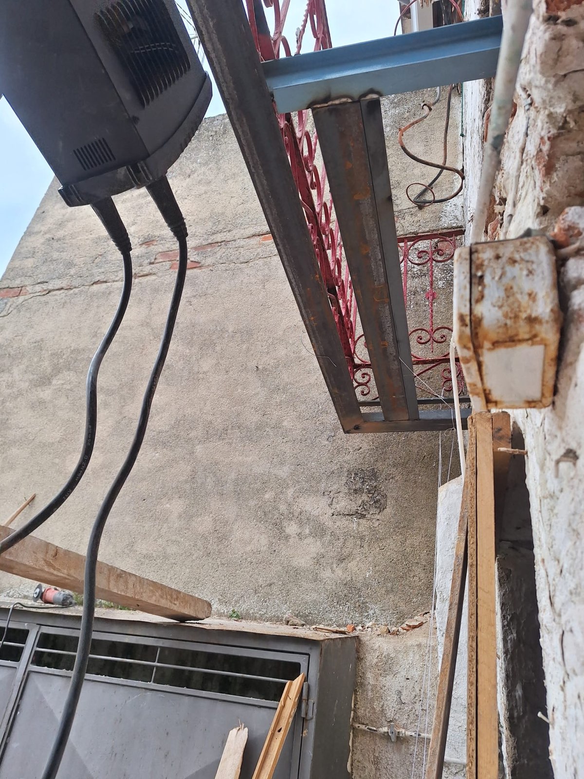 Rehabilitación estructural de balcón en Bustarviejo - foto 6