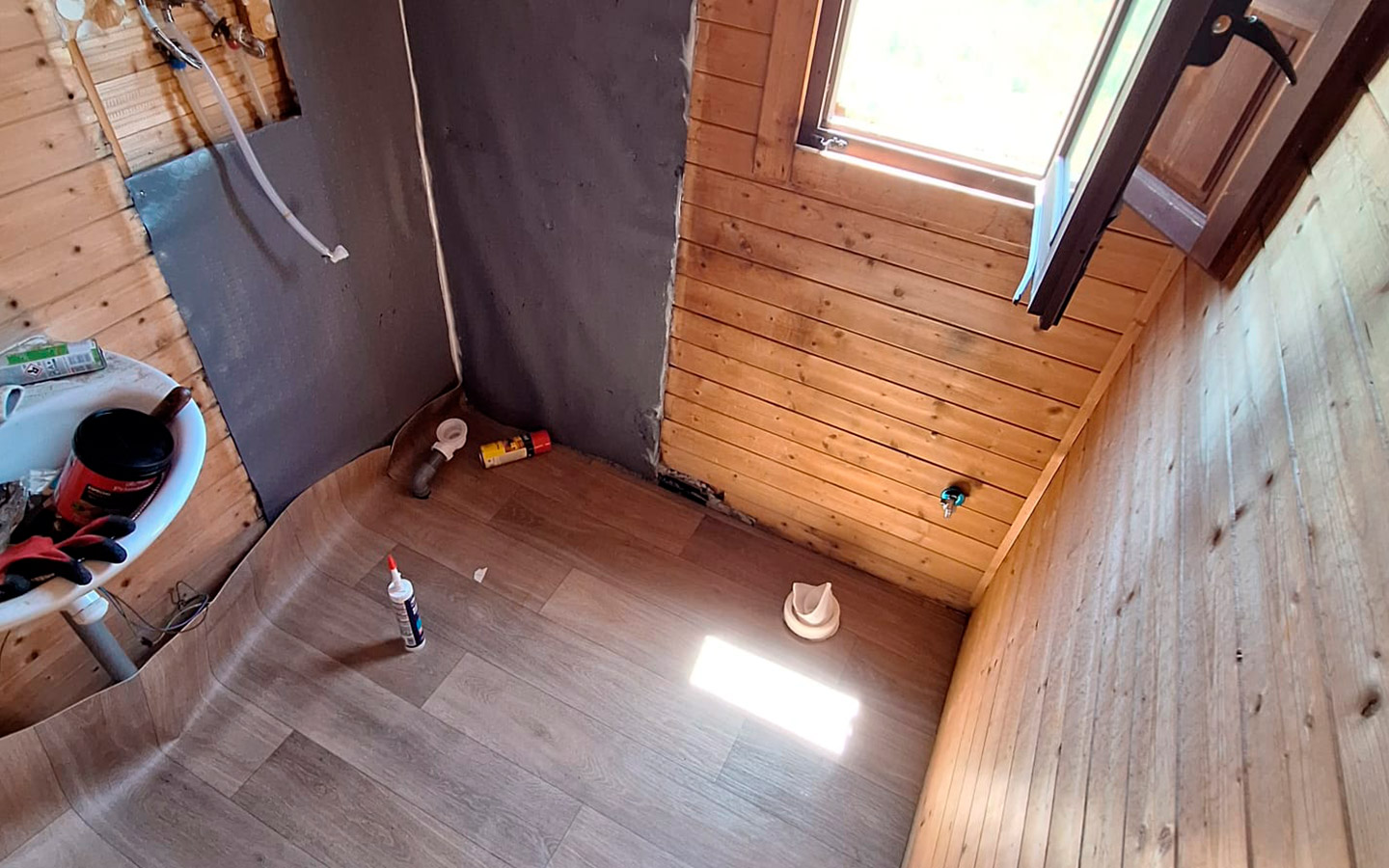 Reforma integral de baño en casa prefabricada en Guadalix de la Sierra - foto 5